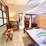 Villa Orchid Beach Guest House